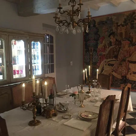 Chateau Ratou Nocleg ze śniadaniem