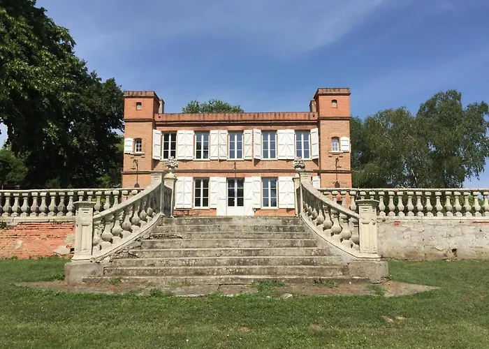 Chateau Ratou Couette-café