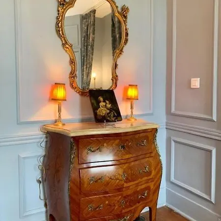 Chateau Ratou Bed and breakfast